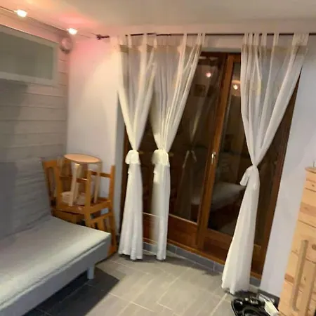 Hostnfly - Apt For 6 - 150m To Slopes & City Center Chatel